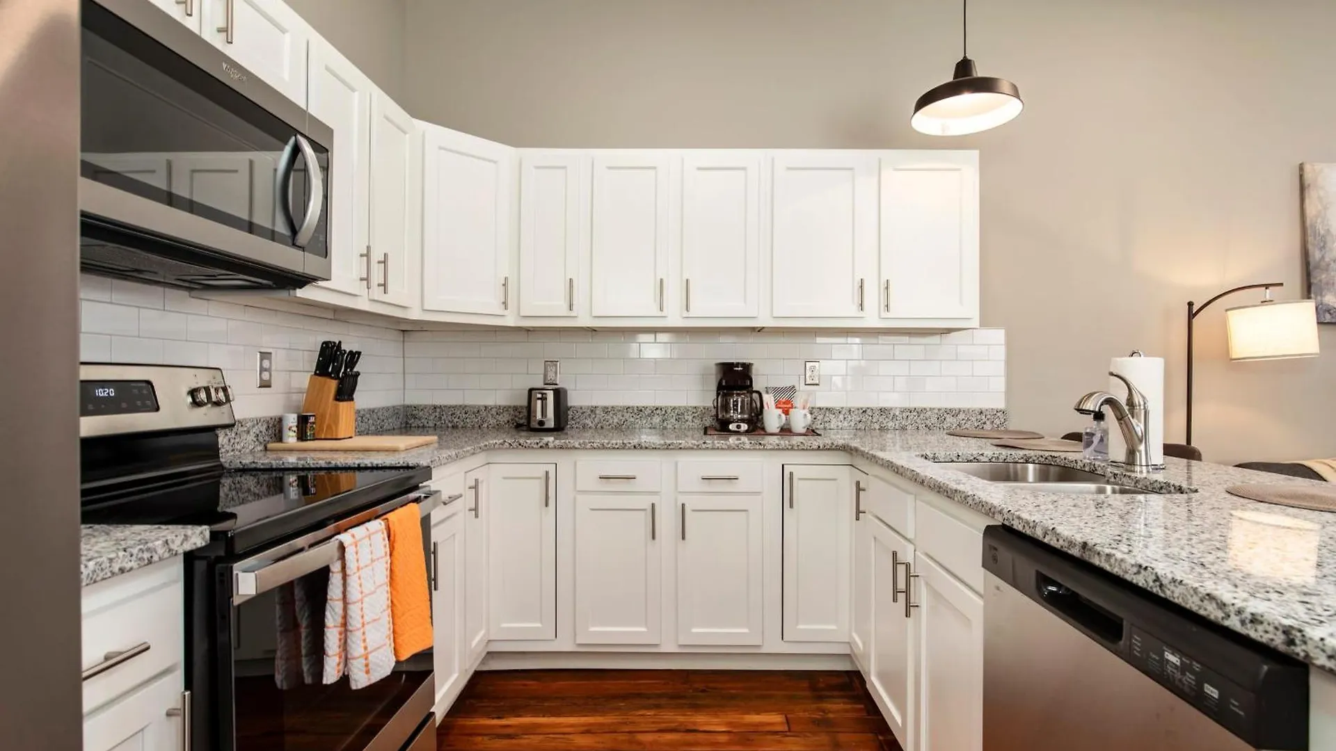 Historic Cozysuites 4Br 2Ba With A Modern Touch Louisville